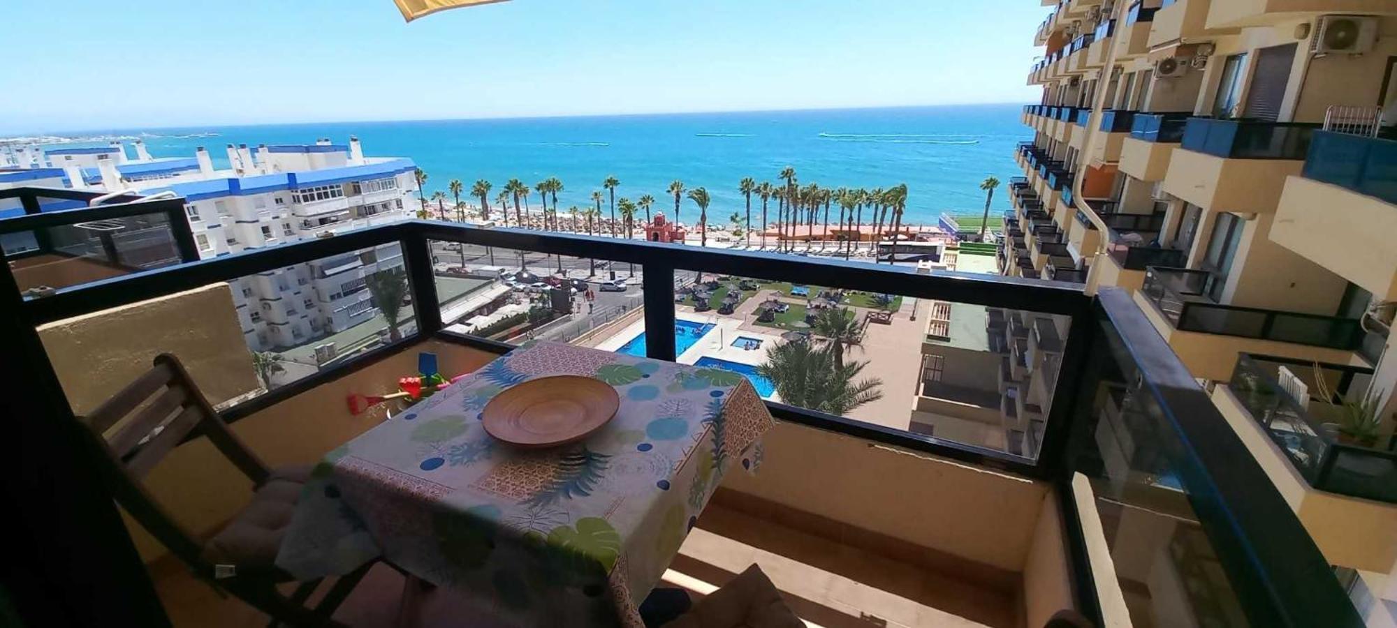 Vistas Aloha Playa Apartment